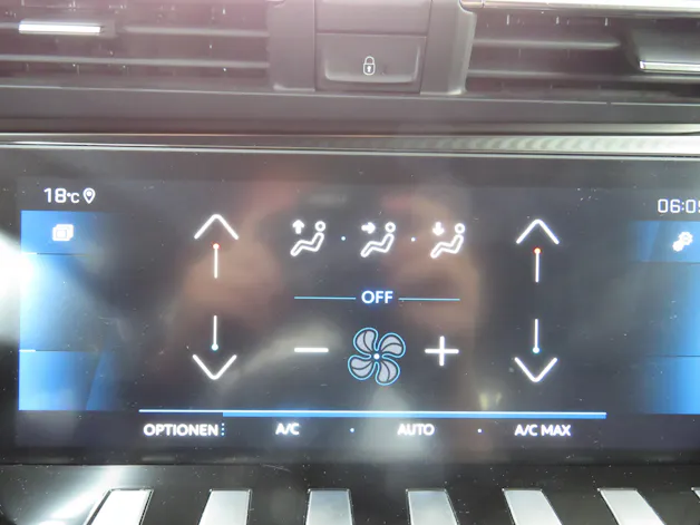 PEUGEOT 508 SW 1.2 Pure Tech Allure Pack EAT8 (Automat)