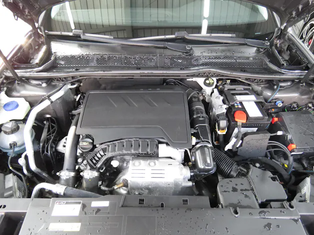 PEUGEOT 508 SW 1.2 Pure Tech Allure Pack EAT8 (Automat)