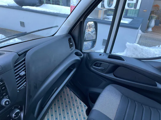 IVECO 35 S 14H A8 VKastenwagen
