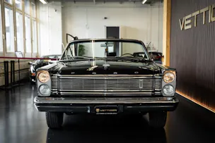 FORD GALAXY 500 Convertible