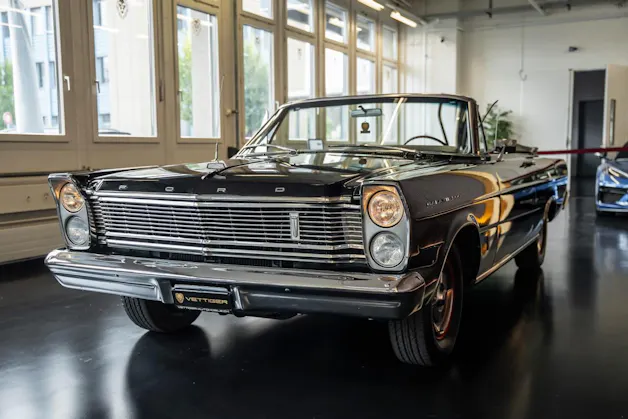 FORD GALAXY 500 Convertible