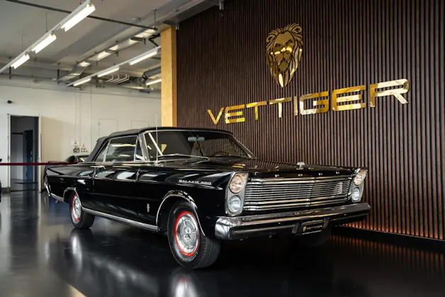 FORD GALAXY 500 Convertible