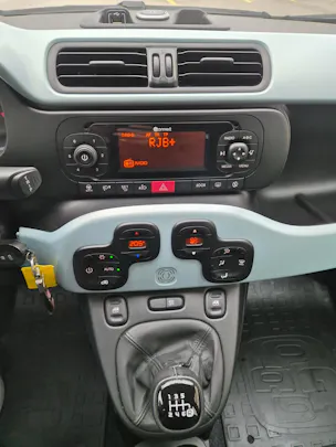 FIAT Panda 1.0 HYBRID MHEV Launch Edition
