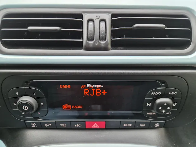FIAT Panda 1.0 HYBRID MHEV Launch Edition