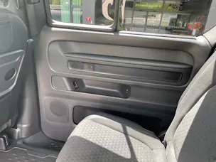 VW ID.Buzz LWB GTX 4 Motion, 7-Sitzer mit AHK und Pano.-Dach