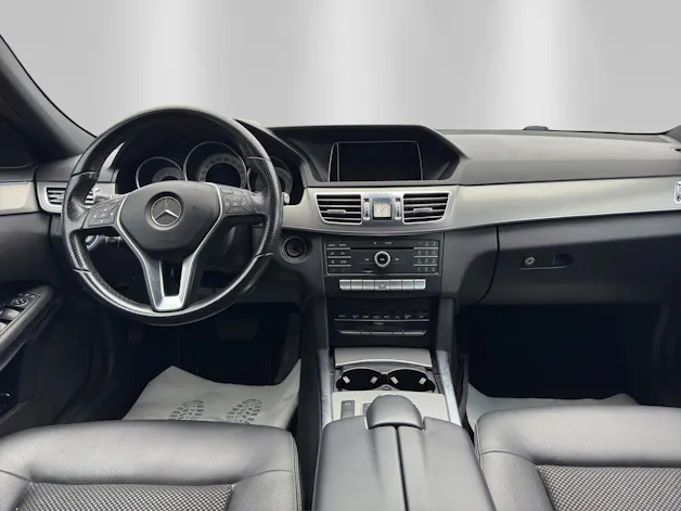 MERCEDES-BENZ E 250 BlueTEC Avantgarde 9G-Tronic