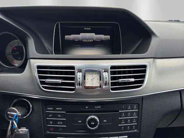 MERCEDES-BENZ E 250 BlueTEC Avantgarde 9G-Tronic