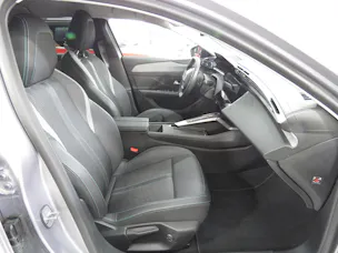 PEUGEOT 308 1.2 Pure Tech Allure EAT8 (Automat)