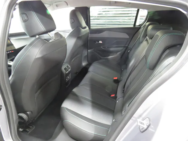 PEUGEOT 308 1.2 Pure Tech Allure EAT8 (Automat)