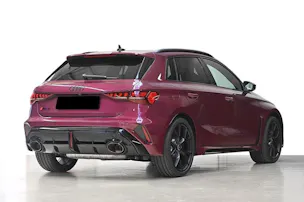 AUDI RS3 Sportback 2.5 TSI quattro S-tronic Speziallackierung