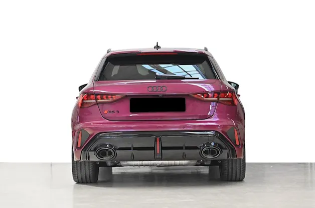 AUDI RS3 Sportback 2.5 TSI quattro S-tronic Speziallackierung