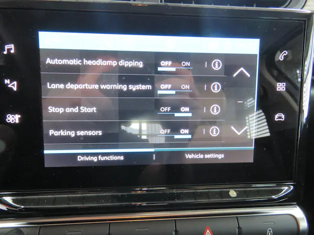CITROEN C3 1.2i PureTech Swiss Edition EAT6 (Automat)