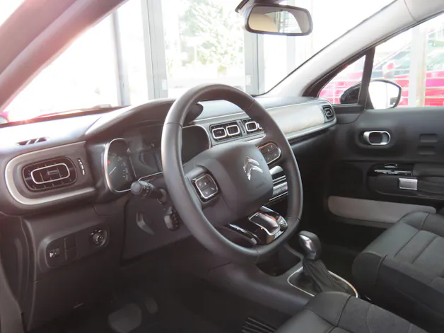 CITROEN C3 1.2i PureTech Swiss Edition EAT6 (Automat)