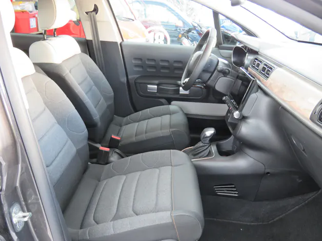 CITROEN C3 1.2i PureTech Swiss Edition EAT6 (Automat)