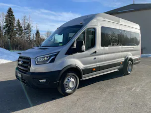 FORD Transit 460 L4H3 RWD A 18-Sitzer mit Standheizung und Rückfahrkamera
