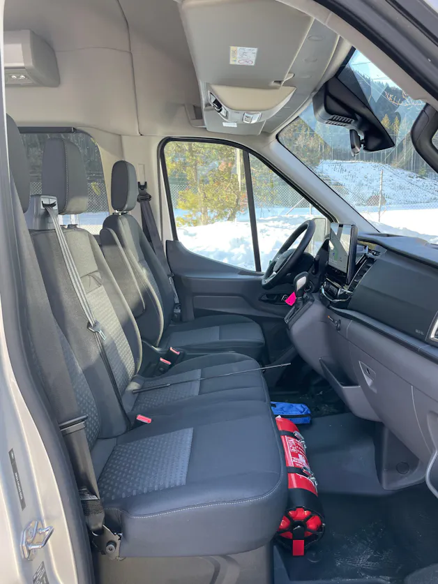 FORD Transit 460 L4H3 RWD A 18-Sitzer mit Standheizung und Rückfahrkamera