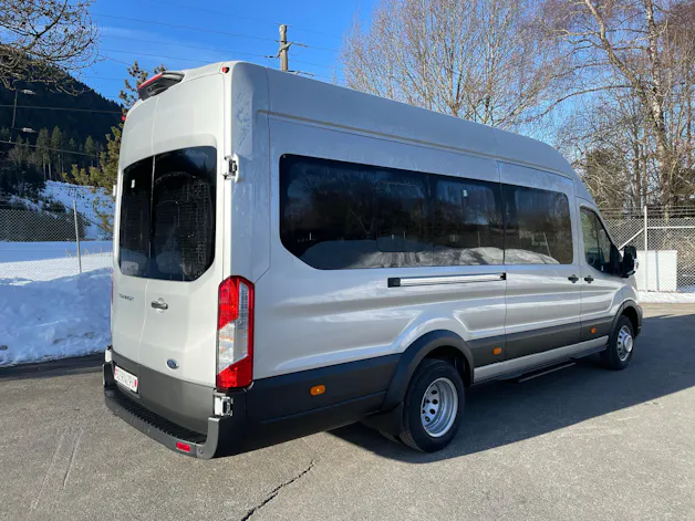 FORD Transit 460 L4H3 RWD A 18-Sitzer mit Standheizung und Rückfahrkamera