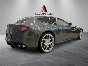 FERRARI Ferrari FF – V12, 4-Sitzer & einzigartiger Ferrari GT