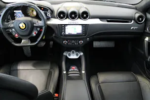FERRARI Ferrari FF – V12, 4-Sitzer & einzigartiger Ferrari GT