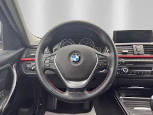 BMW 320d xDrive Touring Sport Line Steptronic