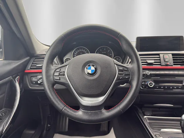 BMW 320d xDrive Touring Sport Line Steptronic