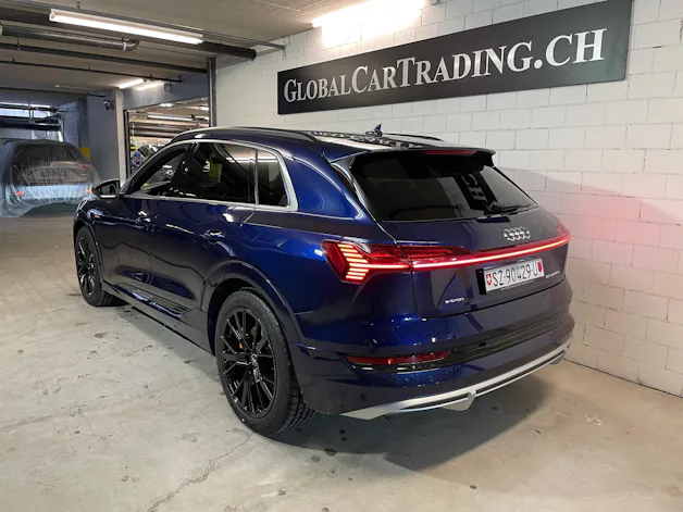 AUDI e-tron 55 S Line quattro