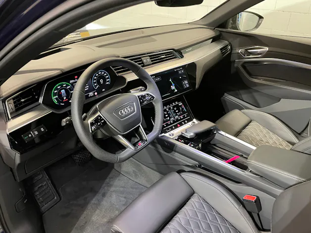 AUDI e-tron 55 S Line quattro