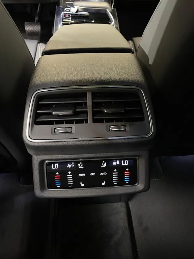 AUDI e-tron 55 S Line quattro