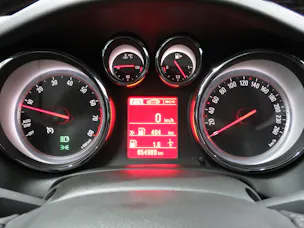 OPEL Cascada 1.6i 16V Cosmo