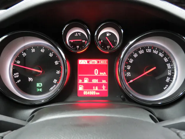 OPEL Cascada 1.6i 16V Cosmo