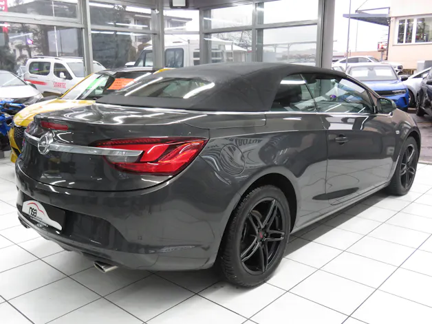 OPEL Cascada 1.6i 16V Cosmo