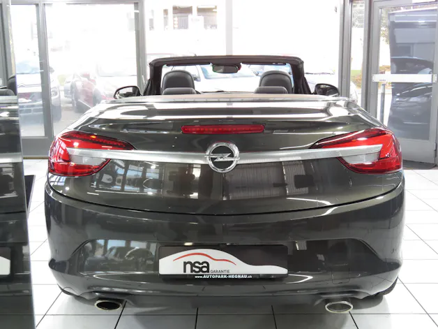 OPEL Cascada 1.6i 16V Cosmo