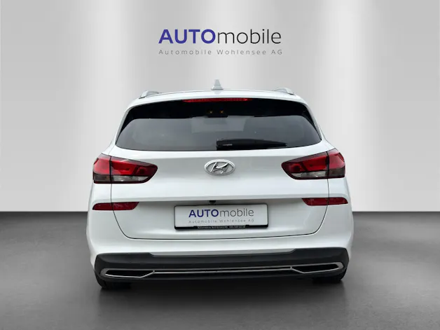 HYUNDAI i30 Wagon 1.5 T-GDi Amplia 48V MH DCT