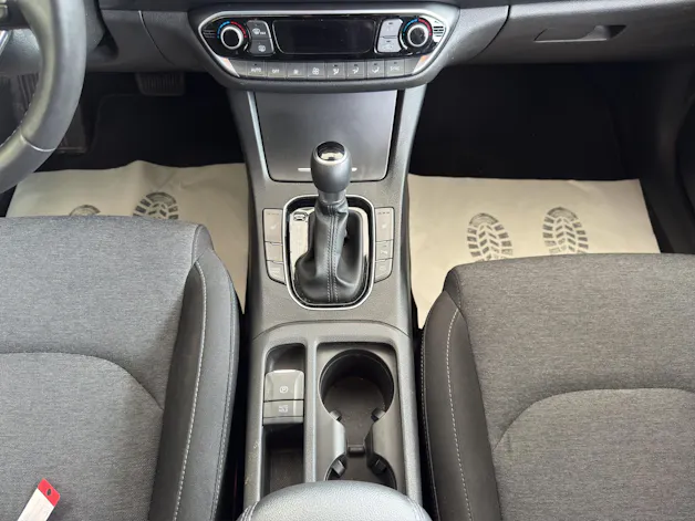 HYUNDAI i30 Wagon 1.5 T-GDi Amplia 48V MH DCT