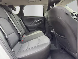 HYUNDAI i30 Wagon 1.5 T-GDi Amplia 48V MH DCT