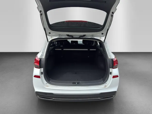 HYUNDAI i30 Wagon 1.5 T-GDi Amplia 48V MH DCT