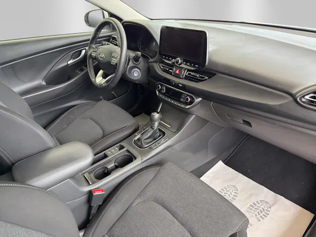 HYUNDAI i30 Wagon 1.5 T-GDi Amplia 48V MH DCT