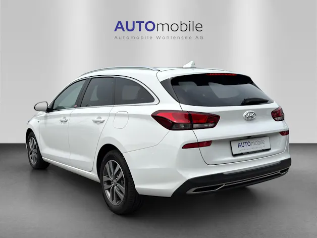 HYUNDAI i30 Wagon 1.5 T-GDi Amplia 48V MH DCT