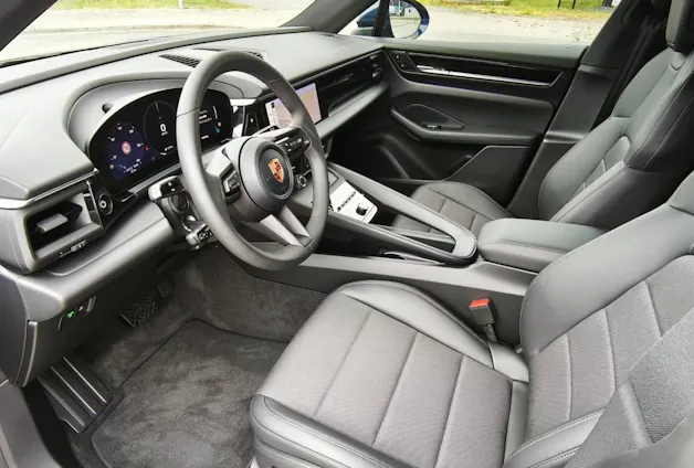 PORSCHE Macan 100kWh