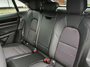 PORSCHE Macan 100kWh