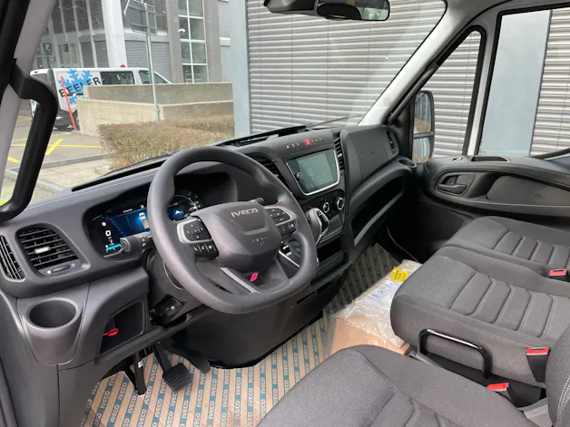 IVECO Daily 35 S 16 A8 Dreiseitenkipper AHK Einzelkabine 3 Sitzer