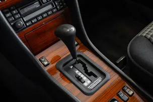 MERCEDES-BENZ E 220 T Automatic