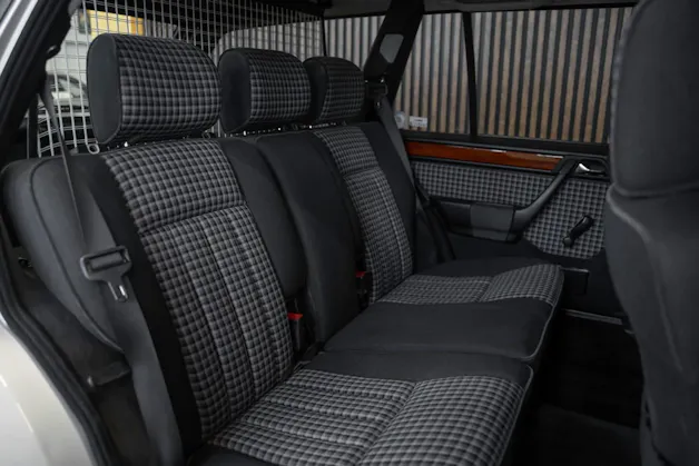 MERCEDES-BENZ E 220 T Automatic