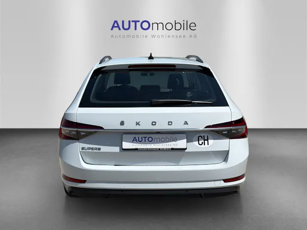 SKODA Superb Combi 2.0 TDi Ambition DSG