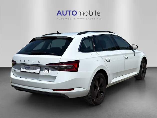 SKODA Superb Combi 2.0 TDi Ambition DSG