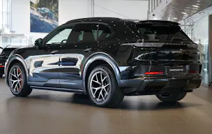 PORSCHE Cayenne Electric 113 kWh