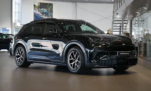 PORSCHE Cayenne Electric 113 kWh