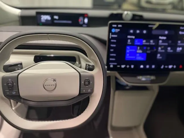 VOLVO EX60 Ultra AWD