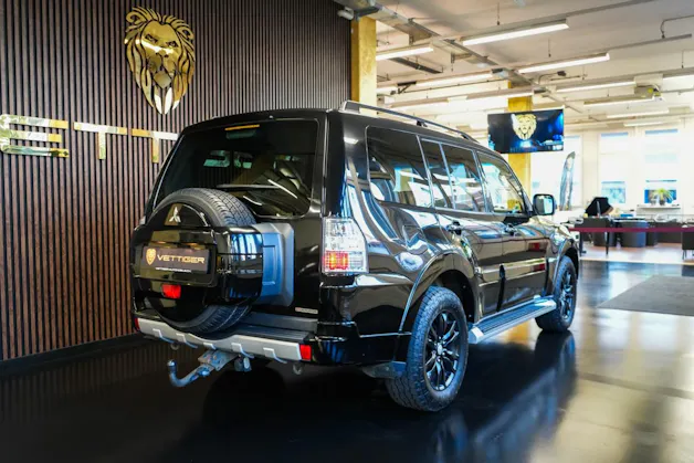Mitsubishi Pajero 3.2 DI-D Intense Automatic