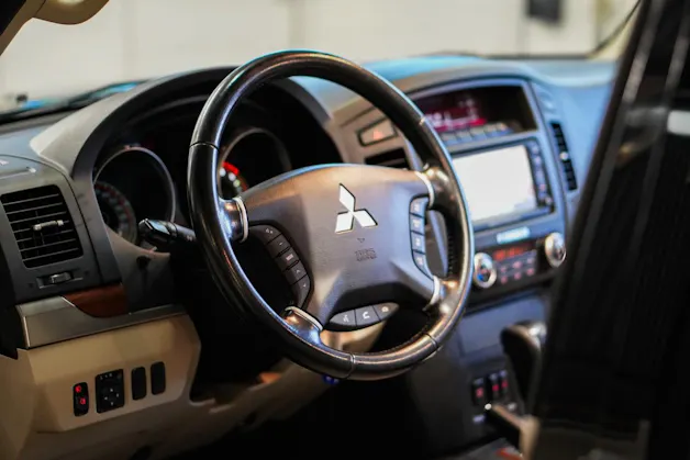 Mitsubishi Pajero 3.2 DI-D Intense Automatic
